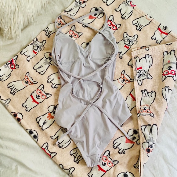 Lululemon “Weave the Waves” one-piece🩱 - Picture 2 of 5